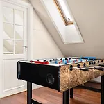 Dinbnb I The Bryggen Experience I Enjoy Life With Friends & Family *