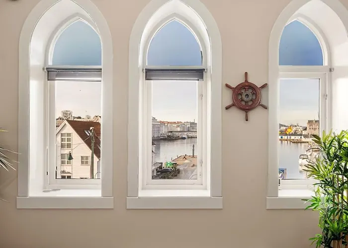 Dinbnb I The Bryggen Experience I Enjoy Life With Friends & Family Appartamento Bergen